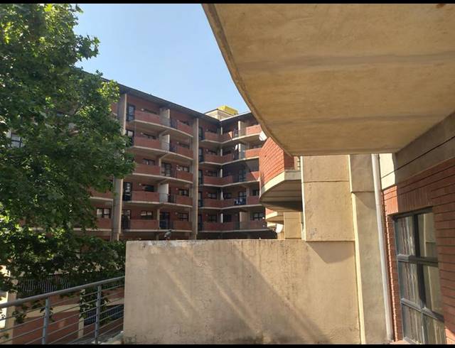 2 BEDROOM PROPERTY TO RENT IN MILPARK